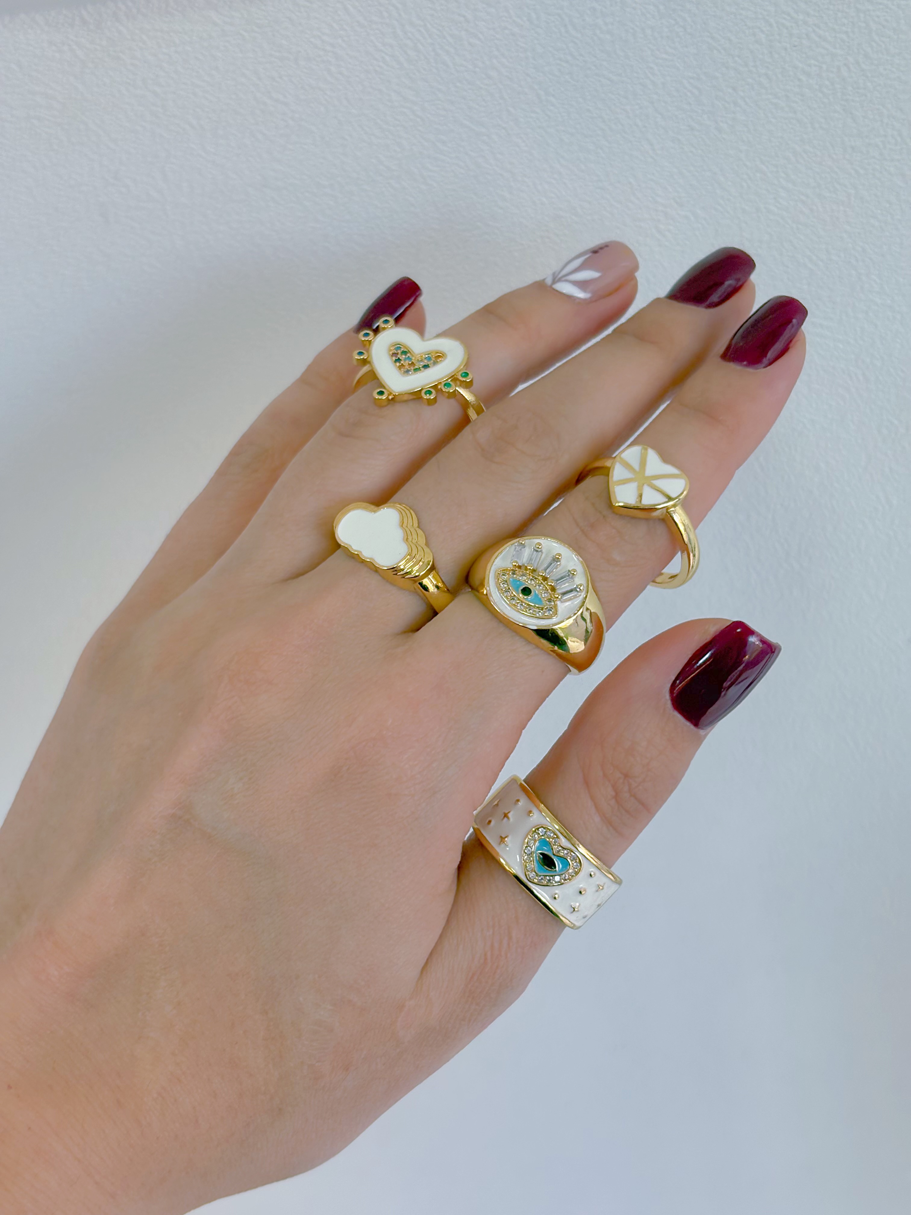 انگشتر طلایی میناکاری