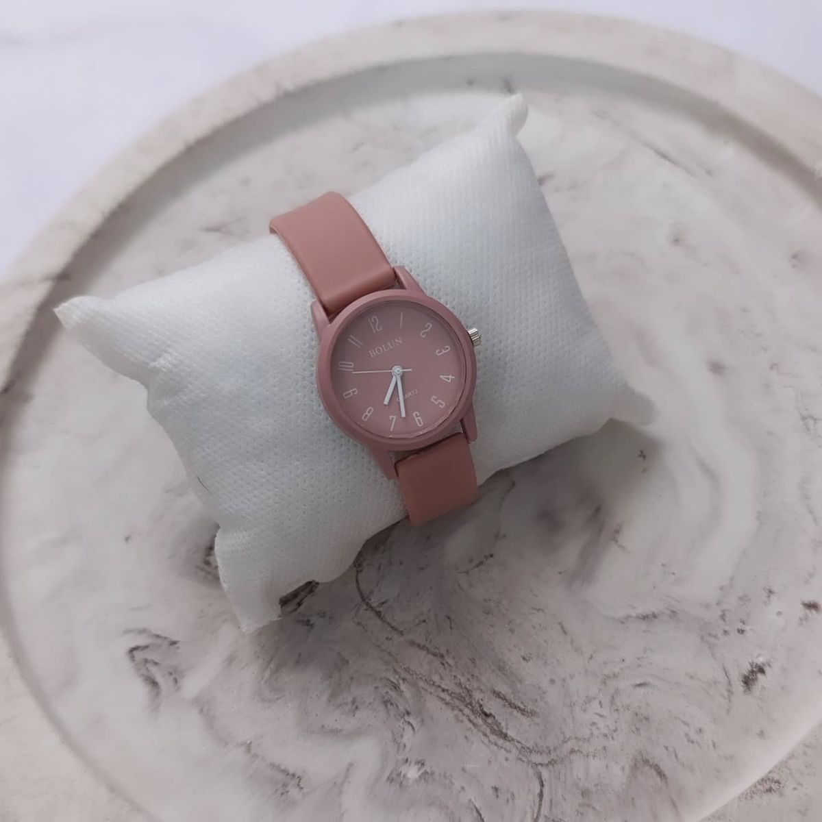 ساعت بندسیلیکونی رنگبندی پاستیلی